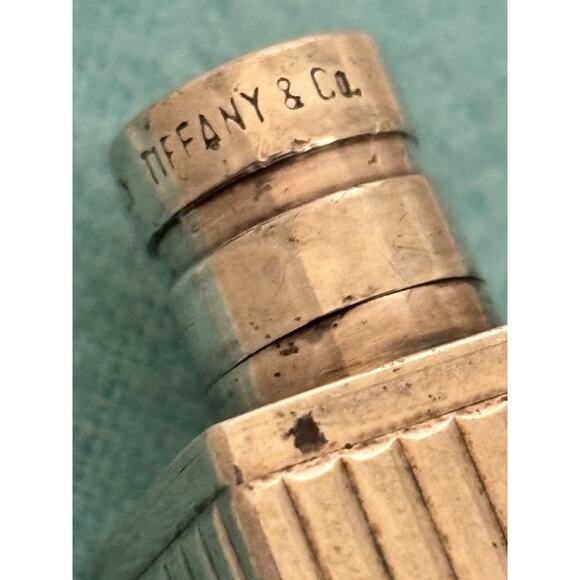 VINTAGE TIFFANY & CO. STERLING TRAVEL MINI PERFUME BOTTLE w/POUCH - Picture 2 of 8